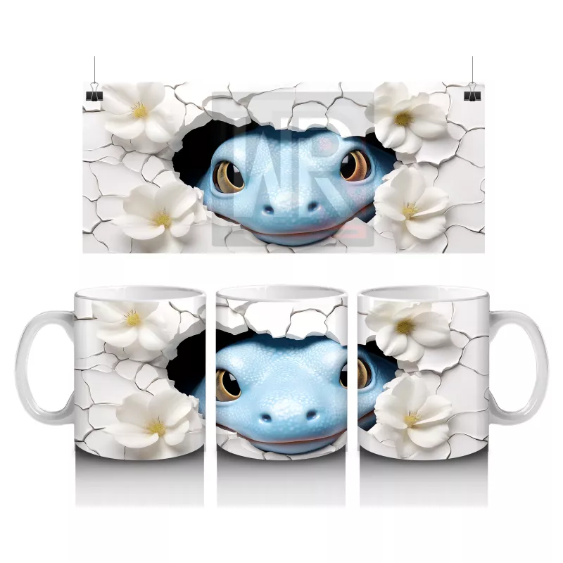 Beyaz Çiçekler Arasında Suda Yüzen Mavi Kaplumbağa – Baskılı Kahve Kupası