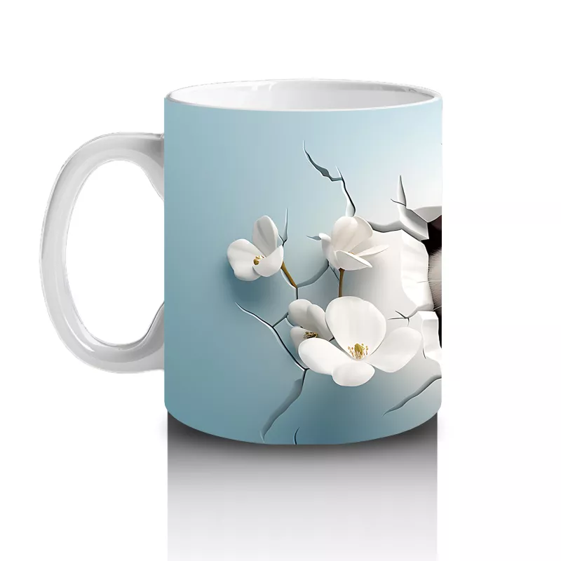 Beyaz Çiçekler Önünde Gülümseyen Su Samuru – Baskılı Kahve Kupası - 2