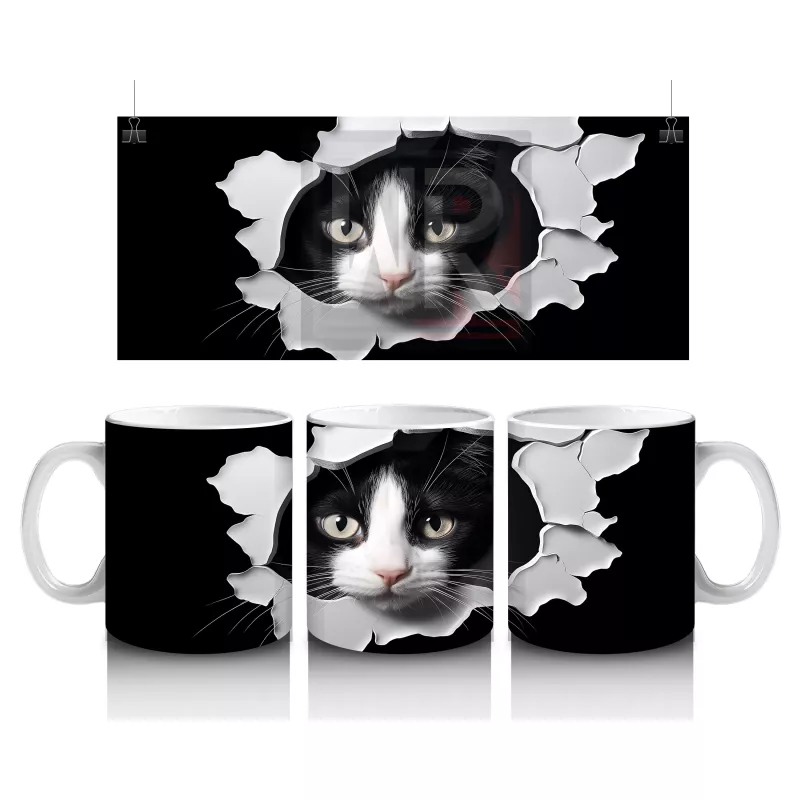 Çatlak Duvar Arasında Siyah Beyaz Kedi – Baskılı Kahve Kupası