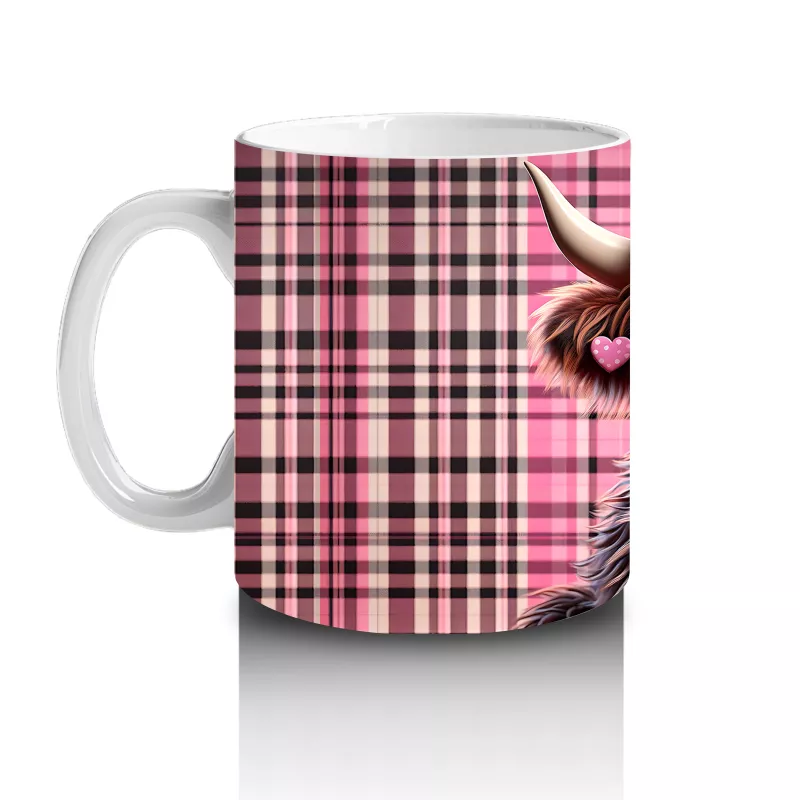 Kare Desenli Fon Üzerinde Kalpli Tatlı Boğa – Baskılı Kahve Kupası - 2