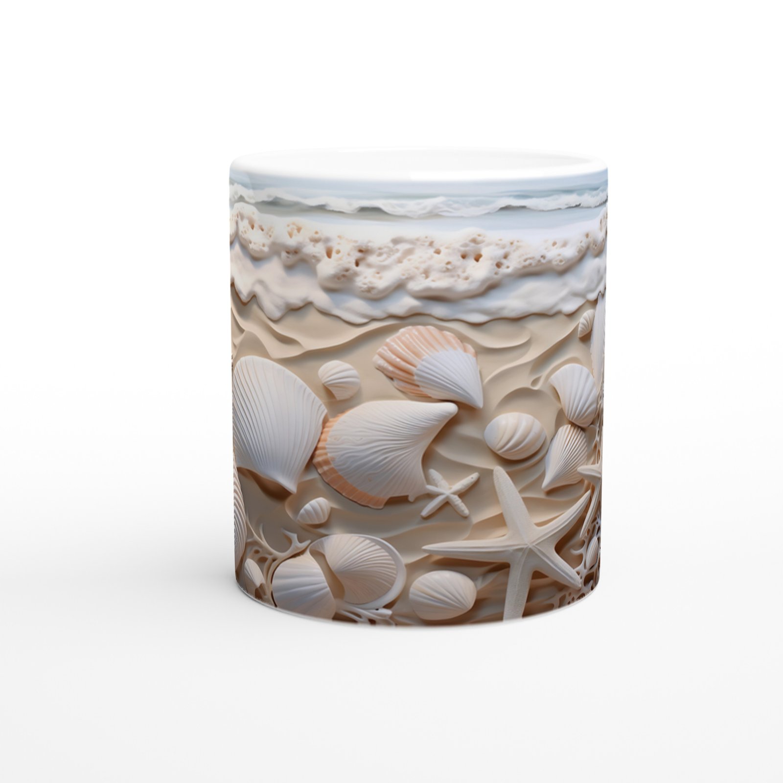Kumsalda Kabuk ve Deniz Yıldızlarıyla Süslenmiş Su Altı Temalı Kupa Bardak
