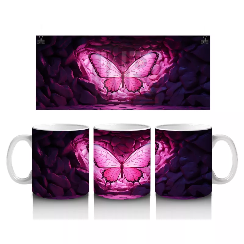 Mor Işıklarla Aydınlatılmış Kalpli Zeminde Kelebek - Baskılı kahve kupası