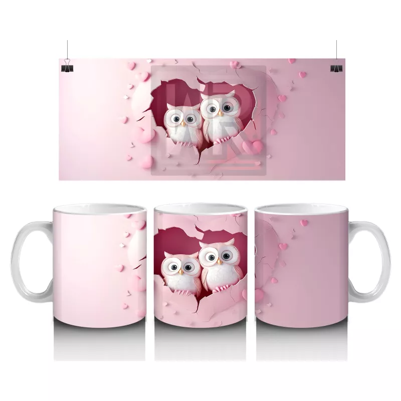 Pembe Çatlak Zeminde Yan Yana Oturan Sevimli Baykuşlar - Baskılı kahve kupası