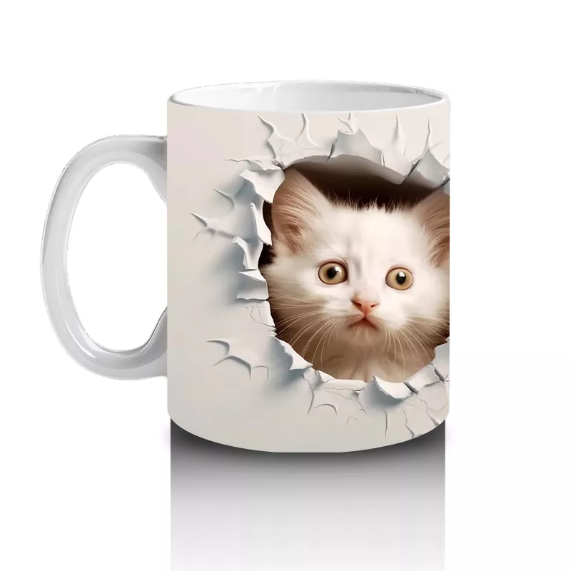 Yavru Kediler Kırık Duvar Arasında – Baskılı Kahve Kupası - 2