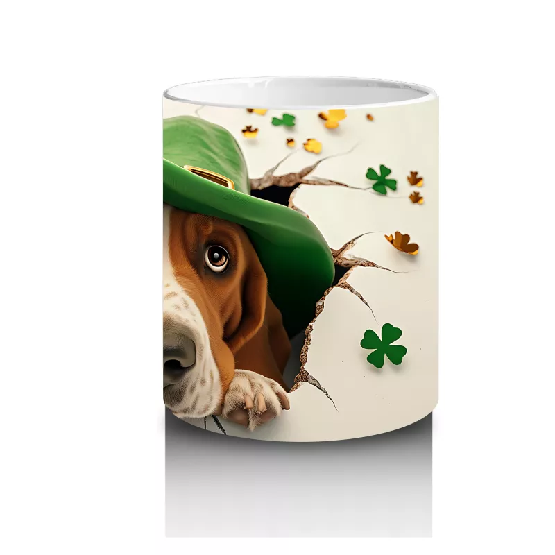 Yeşil Şapkalı Basset Hound Figürü ve Yonca Detayları - Baskılı kahve kupası - 3
