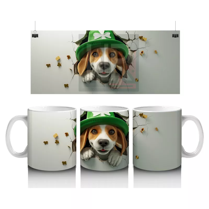 Yonca Şapkası Takmış Beagle Köpek Figürü - Baskılı kahve kupası