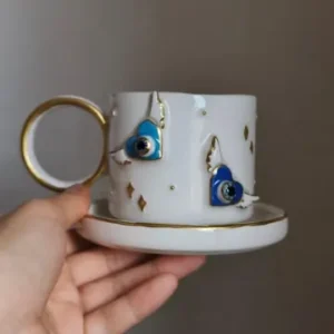 Kanatlı Kalp Nazar El Yapımı Seramik Fincan - Altın Yaldız Detaylı Mistik Tasarım