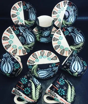 6 Kişilik Siyah-Beyaz Kontrast Kabartmalı Seramik Fincan Takımı